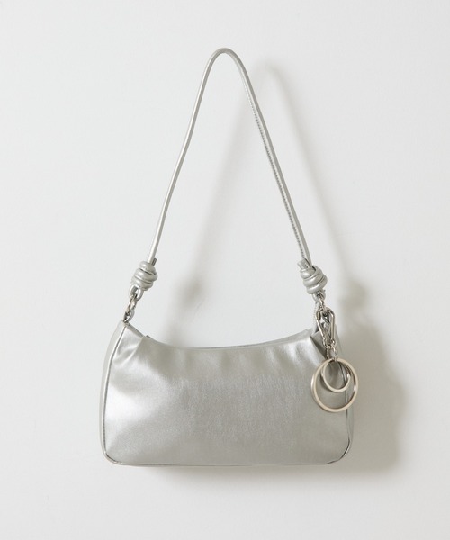 COLONY 2139（コロニートゥーワンスリーナイン）の「チャーム付ショルダーバッグ（ショルダーバッグ・レディース・シルバー/ブラック・FREE）」の21枚目の写真