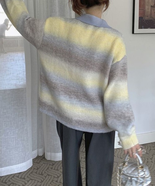 CADBURY(キャドバリー)の「衿付グラデーションボーダーニット(ニット/セーター・レディース・マルチ・SMALL/MEDIUM/LARGE/X-LARGE)」の8枚目の写真