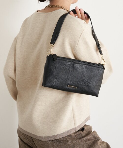 Jena espace merveilleux（ジェナ　エスパスメルヴェイユ）の「プレート付本革ミニバッグ（トートバッグ・レディース・ベージュ/ブラック・FREE）」の6枚目の写真