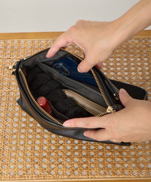 Jena espace merveilleux（ジェナ　エスパスメルヴェイユ）の「プレート付本革ミニバッグ（トートバッグ・レディース・ベージュ/ブラック・FREE）」の12枚目の写真