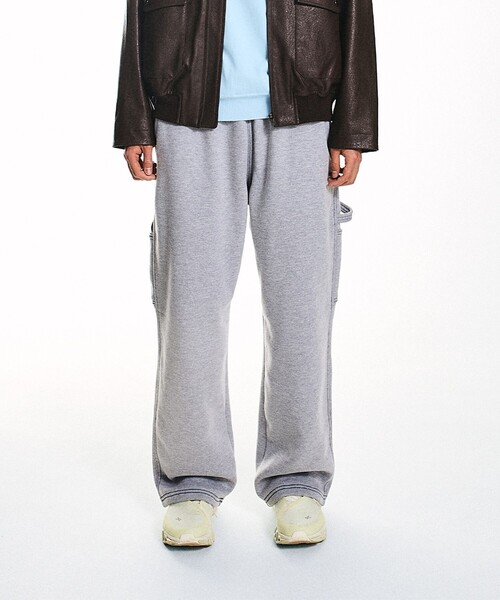 NEO BLUE(ネオブルー)の「NEO BLUE: BAGGY CARPENTER SWEAT PANTS(スウェットパンツ・メンズ・ブラック/グレー・MEDIUM/LARGE)」の1枚目の写真