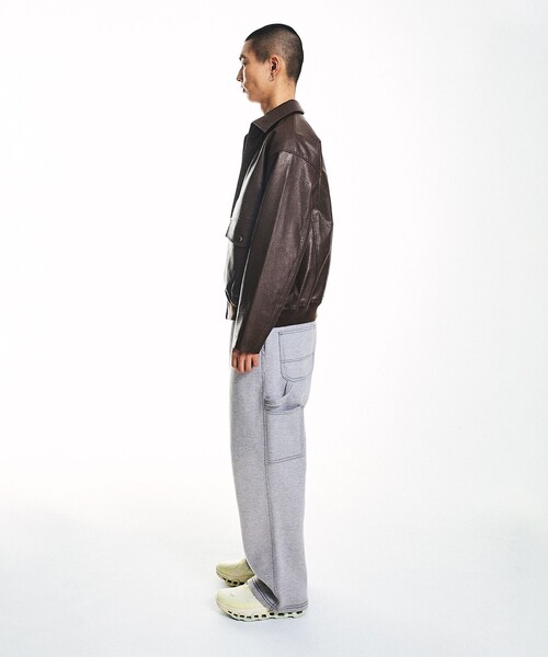 NEO BLUE(ネオブルー)の「NEO BLUE: BAGGY CARPENTER SWEAT PANTS(スウェットパンツ・メンズ・ブラック/グレー・MEDIUM/LARGE)」の4枚目の写真