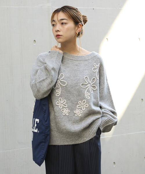 配色 コード刺繍 花柄 ニット プルオーバー（ニット/セーター