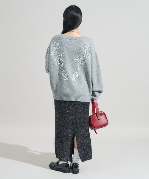 FREAK'S STORE(フリークスストア)の「配色 コード刺繍 花柄 ニット プルオーバー(ニット/セーター・レディース・ライトグレー/ベージュ/ブラック/オフホワイト・フリ-)」の11枚目の写真