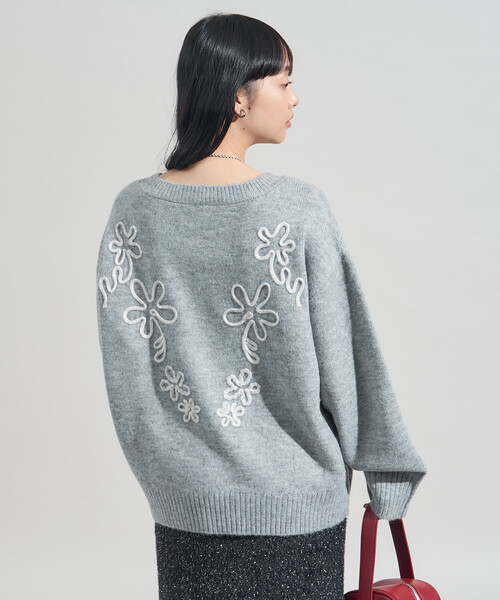 FREAK'S STORE(フリークスストア)の「配色 コード刺繍 花柄 ニット プルオーバー(ニット/セーター・レディース・ライトグレー/ベージュ/ブラック/オフホワイト・フリ-)」の16枚目の写真