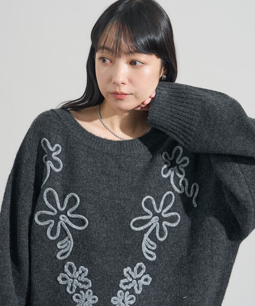 配色 コード刺繍 花柄 ニット プルオーバー（ニット/セーター