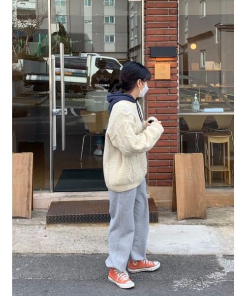 MUSINSA STANDARD WOMAN（ムシンサスタンダードウーマン）の「レディースフード付きスウェットジップアップ[ネイビー]（パーカー・レディース・その他・SMALL/MEDIUM/LARGE/X-SMALL）」の3枚目の写真