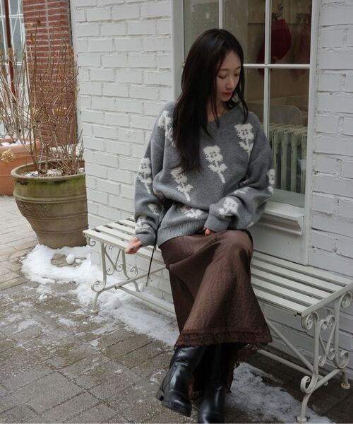 SINOON(シヌーン)の「Satin Lace Long Skirt (Brown)(スカート・レディース・ブラウン・FREE)」の5枚目の写真