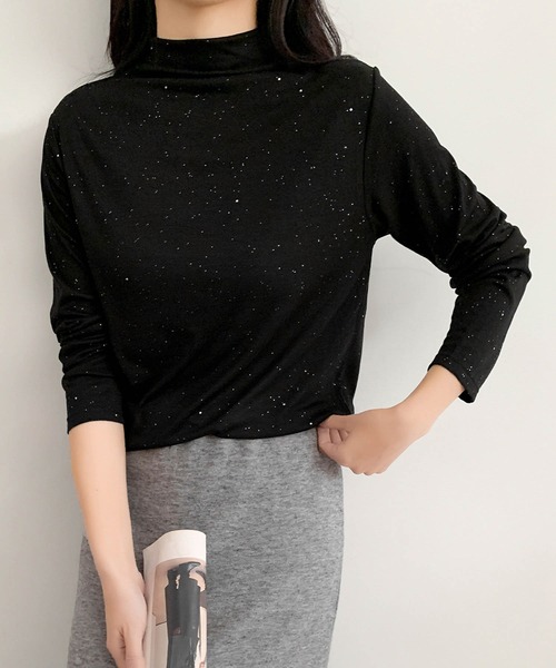 LOWO(ロワ)の「ラメ混 ハイネック カットソー 長袖 レディース きれいめ(Tシャツ/カットソー・レディース・オフホワイト/グレー/ブラック/ブラウン・FREE)」の3枚目の写真