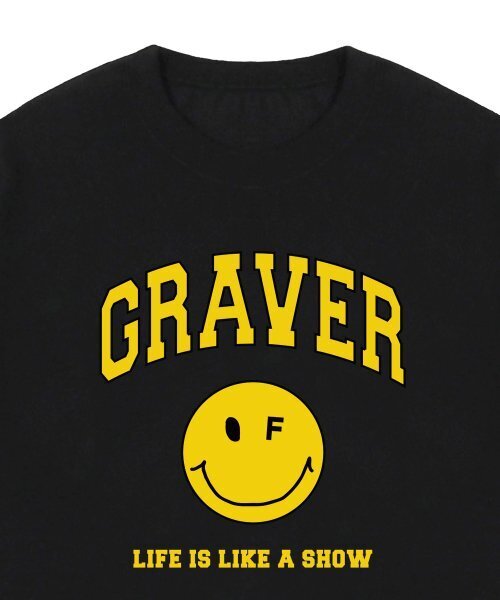 GRAVER（グレーバー）の「[UNISEX]アーチロゴライフドットスマイルバンファルティ_ブラック（Tシャツ/カットソー・レディース・ブラック・SMALL/MEDIUM/LARGE/X-LARGE）」の4枚目の写真