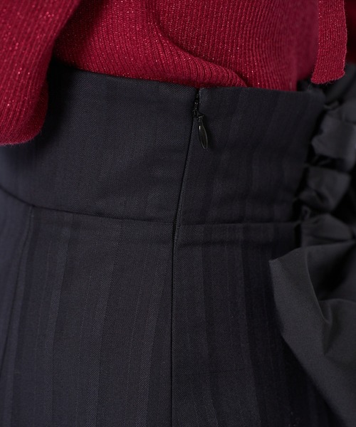 AND COUTURE(アンドクチュール)の「ビッグリボンフレアスカート(スカート・レディース・グレー/ブラック・SMALL/MEDIUM)」の13枚目の写真
