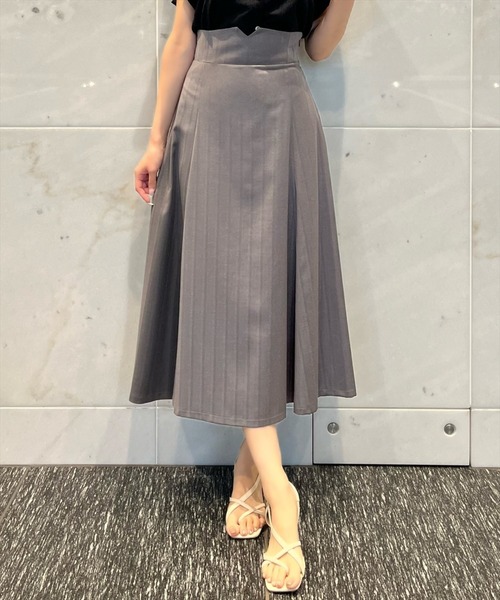 AND COUTURE(アンドクチュール)の「ビッグリボンフレアスカート(スカート・レディース・グレー/ブラック・SMALL/MEDIUM)」の4枚目の写真