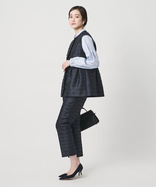 UNITED ARROWS（ユナイテッドアローズ）の「リボン カットジャガード ベスト（ベスト・レディース・ネイビー/ブラック・FREE）」の5枚目の写真
