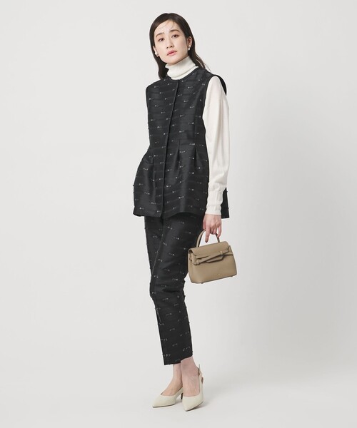 UNITED ARROWS（ユナイテッドアローズ）の「リボン カットジャガード ベスト（ベスト・レディース・ネイビー/ブラック・FREE）」の7枚目の写真