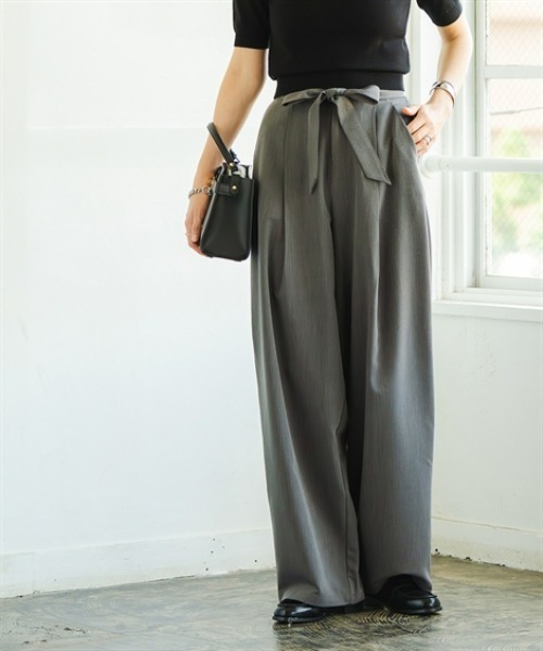 Maison INNESS（メゾンアイネス）の「ベルテッドパンツ（UVカット・防しわ）＜大きいサイズ有＞（スラックス・レディース・グレー/ブラック/グレイッシュベージュ・S/M/L/LL/3L/4L/5L）」の19枚目の写真