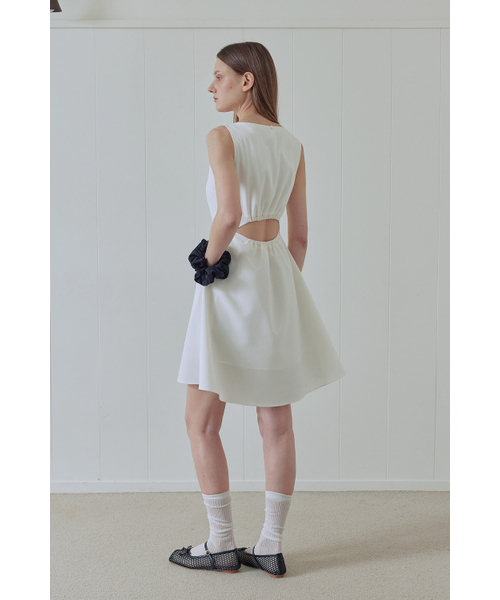 AFTERHOURS(アフターアワーズ)の「FLUID MIDI DRESS (WHITE)(ワンピース・レディース・その他・FREE)」の3枚目の写真