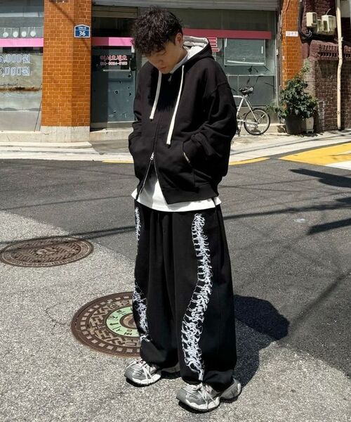 GAINSBORO(ゲインズボロ)の「2WAY シグネチャー1 フードジップアップ_バーガンディ(パーカー・レディース・その他・X-LARGE/LARGE)」の22枚目の写真