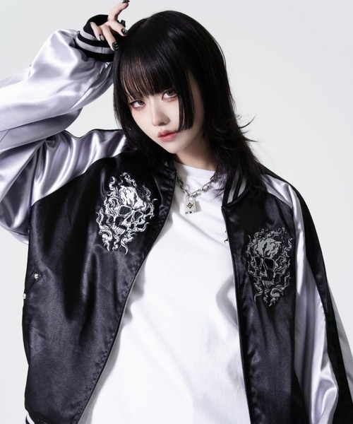 REFLEM(レフレム)の「『REFLEM/レフレム』スカル刺繍スカジャン(スカジャン・レディース・ブラック/ブラック×ホワイト・FREE)」の18枚目の写真