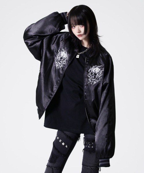 REFLEM(レフレム)の「『REFLEM/レフレム』スカル刺繍スカジャン(スカジャン・レディース・ブラック/ブラック×ホワイト・FREE)」の3枚目の写真