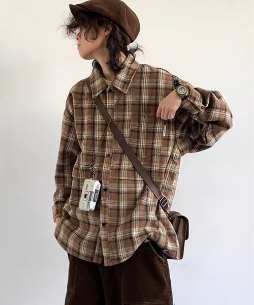 AsheKsha（アシクシャ）の「カップルシャツ - ゆったりとしたチェック柄ポロカラーシャツ（シャツ/ブラウス・レディース・ネイビー/ブラウン・M/L）」の11枚目の写真