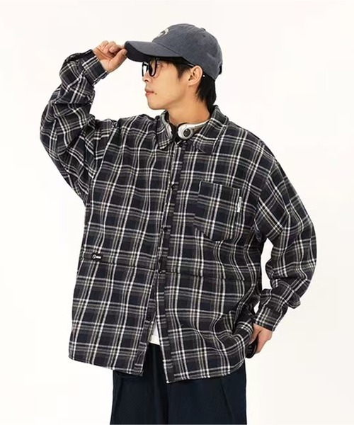 AsheKsha（アシクシャ）の「カップルシャツ - ゆったりとしたチェック柄ポロカラーシャツ（シャツ/ブラウス・レディース・ネイビー/ブラウン・M/L）」の14枚目の写真