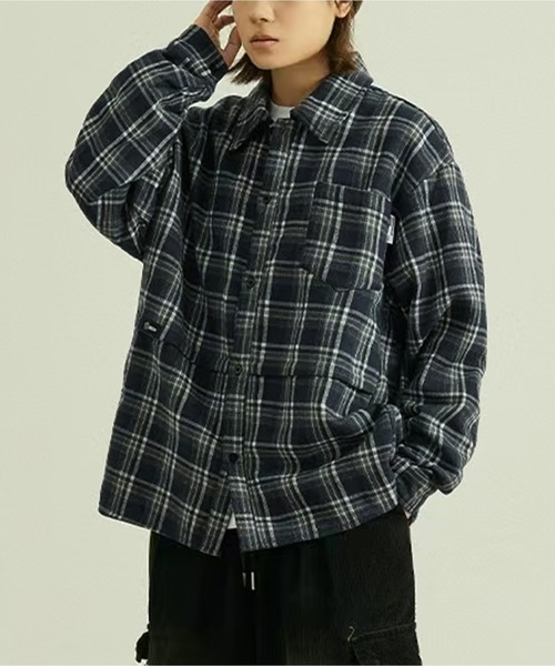 AsheKsha（アシクシャ）の「カップルシャツ - ゆったりとしたチェック柄ポロカラーシャツ（シャツ/ブラウス・レディース・ネイビー/ブラウン・M/L）」の19枚目の写真