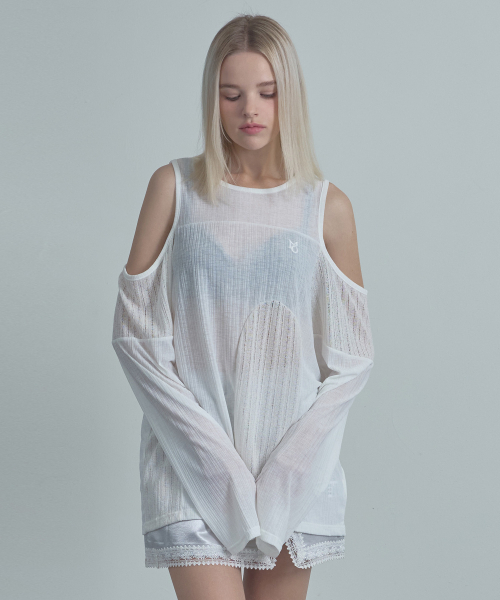 MOIREMOA(モアレモア)の「off-shoulder loose T-shirt-Ivory(Tシャツ/カットソー・レディース・アイボリー・FREE)」の2枚目の写真