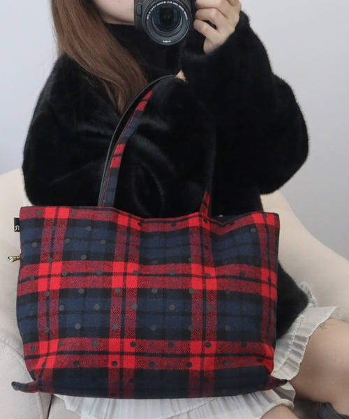 ROOTOTE(ルートート)の「ROOTOTE ドット&チェックフェルトトート(トートバッグ・メンズ・ブラック系その他/レッド系その他・FREE)」の2枚目の写真
