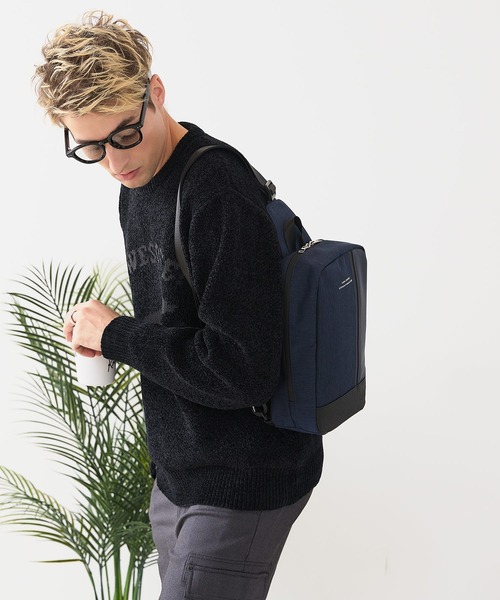 Blue Standard (ブルースタンダード)の「【BLUE STANDARD/ブルースタンダード】【長財布・ペットボトルも楽々】大容量ボディバッグ 異素材切り替え 杢調カジュアル(ボディバッグ/ウエストポーチ・メンズ・グレー/ブラック/ダークネイビー・FREE)」の18枚目の写真