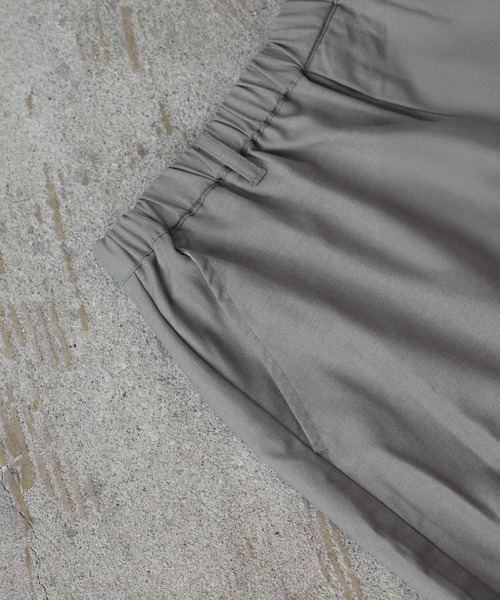 LILL(リル)の「【脱着可能】TR2wayスカートスラックス(スラックス・メンズ・ブラック/ライトグレー/チャコールグレー・XL/L/M/S)」の13枚目の写真