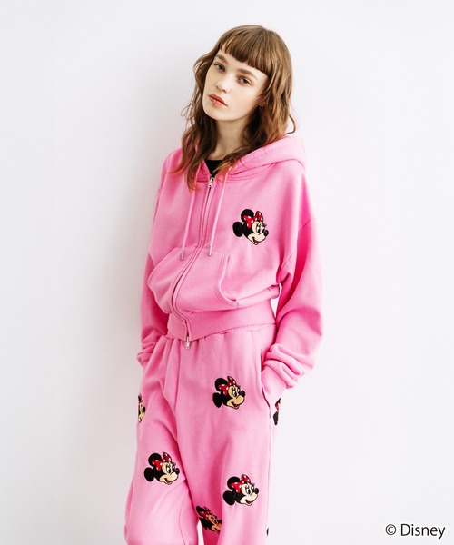 Disney / EMBROIDERY ZIP HOODIE（パーカー）｜WCJ（ダブルシージェイ