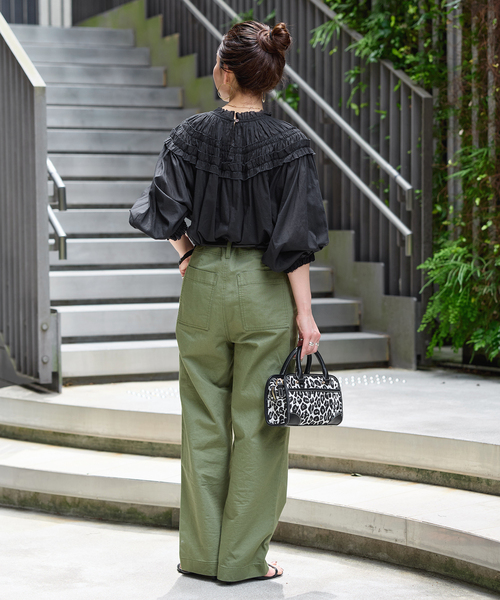 B.C STOCK(ベーセーストック)の「《追加》手洗い可 / ボイル2WAYギャザーブラウス(シャツ/ブラウス・レディース・ホワイト/ブラウン/ブラック・FREE)」の7枚目の写真