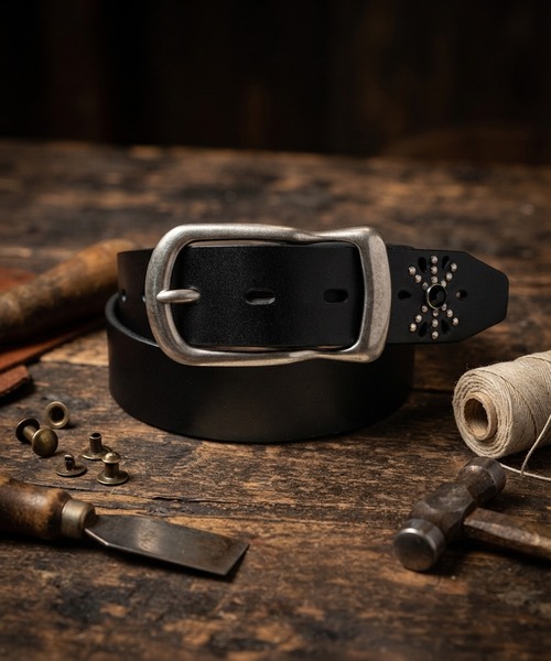 JACKROSE(ジャックローズ)の「TACHIYA 40mm 剣先スタッズギャリソンベルト(ベルト・メンズ・ブラック/ダークブラウン・FREE)」の1枚目の写真
