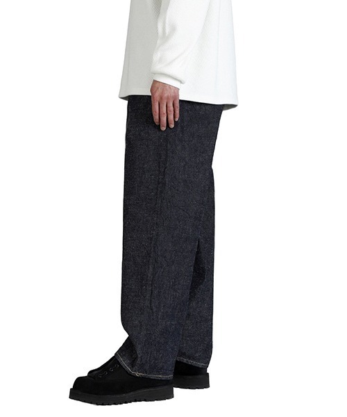 GOLD（ゴールド）の「GOLD / ゴールド：RECYCLED WASTE SUVIN COTTON YARN 14oz DENIM 5POCKET WIDE PANTS(ZIPPER FLY)：25B-GL42579A[MUS]（デニムパンツ・メンズ・ネイビー・M/L）」の9枚目の写真