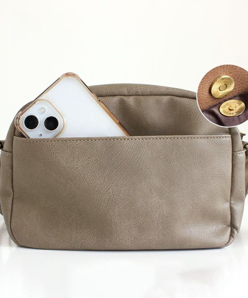 LIZDAYS(リズデイズ)の「LIZDAYS FAKE LEATHER WALLET BAG(ショルダーバッグ・レディース・グレイッシュベージュ/ブラック/キャメル・FREE)」の17枚目の写真