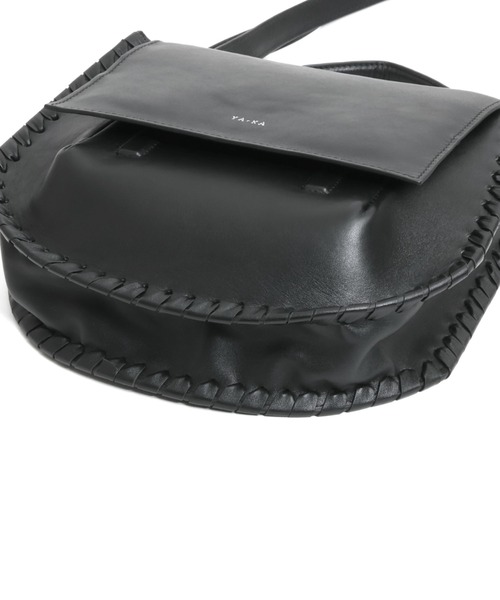 YArKA（ヤーカ）の「【YArKA/ヤーカ】real leather lace up 2way round bottom bag [lumm4] / レースアップ2ウェイラウンドバッグ（ハンドバッグ・レディース・ブラック・FREE）」の10枚目の写真