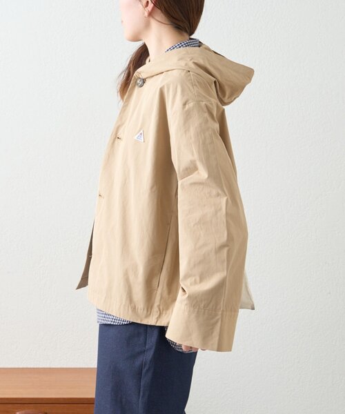 GEVACO（ゲバコ）の「【GEVACO】フーディジャケット（ブルゾン・レディース・グリーン/ベージュ・MEDIUM/LARGE）」の9枚目の写真