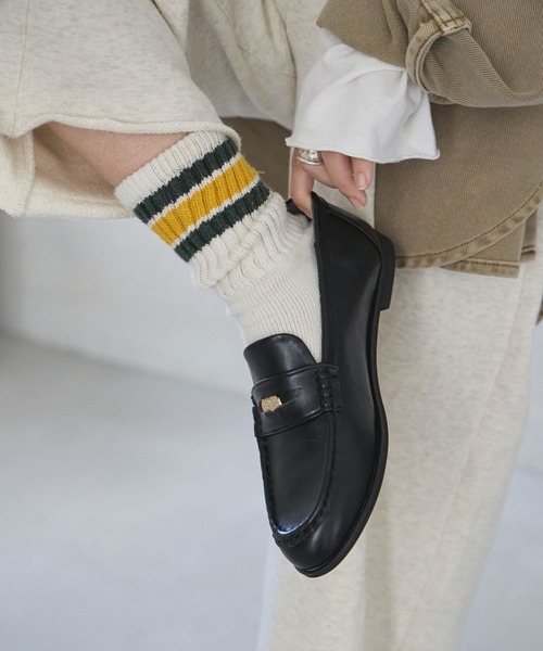 studio CLIP（スタディオクリップ）の「【CLIP BY STAFF/saito企画】コインローファー（ローファー・レディース・キャメル/ブラック・LARGE/MEDIUM）」の5枚目の写真