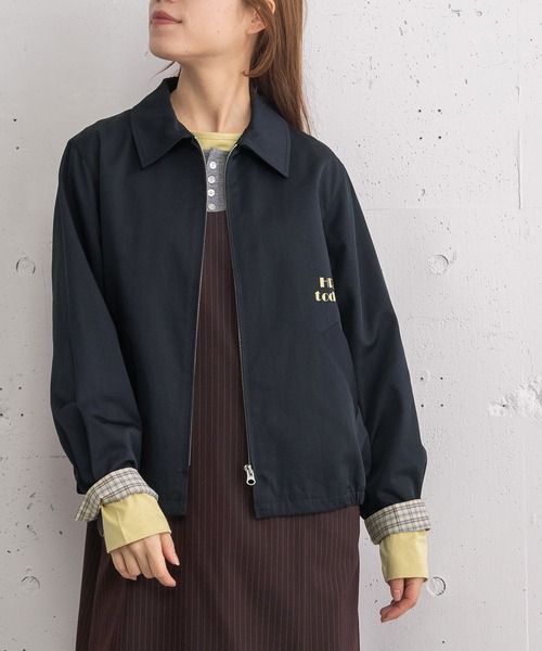 POU DOU DOU（プードゥドゥ）の「HRUプリントスイングトップ（その他アウター・レディース・レッド/ネイビー/ベージュ・3）」の3枚目の写真