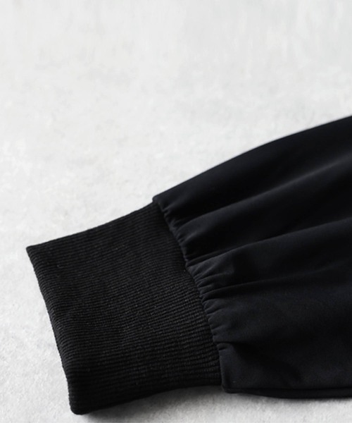 antiqua(アンティカ)の「モックネック ポンチ スウェット(スウェット・レディース・ブラック・ML/LXL)」の14枚目の写真