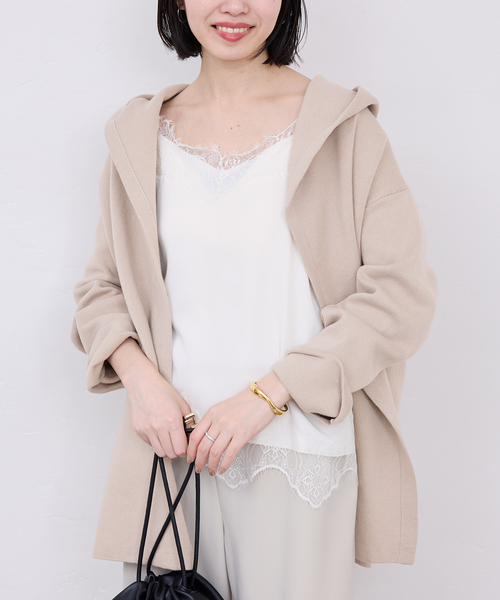 SLOBE IENA(スローブイエナ)の「《WEB限定》ニットフーディーカーディガン(カーディガン/ボレロ・レディース・ベージュ/ブラック・FREE)」の14枚目の写真