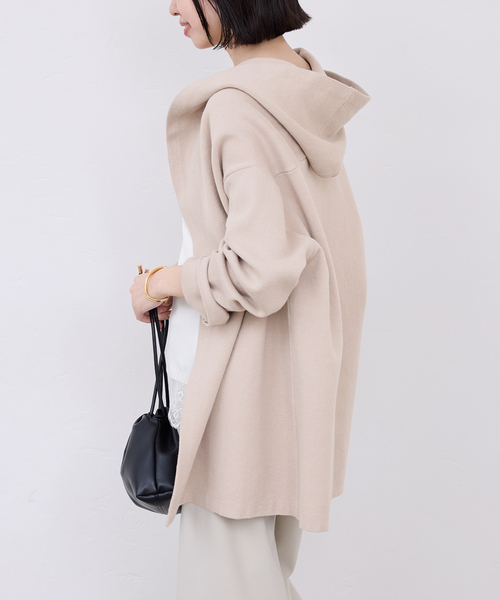 SLOBE IENA(スローブイエナ)の「《WEB限定》ニットフーディーカーディガン(カーディガン/ボレロ・レディース・ベージュ/ブラック・FREE)」の18枚目の写真