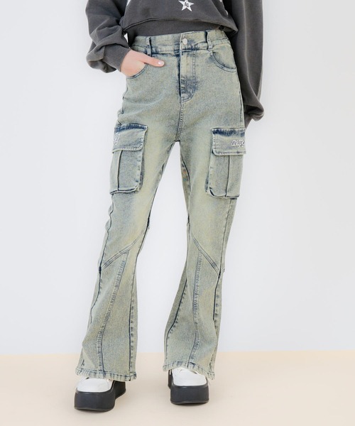 ANAP GｉRL（アナップガール）の「カーゴフレアパンツ（その他パンツ・キッズ・ブラック/ライトブルー・M/S/XS）」の4枚目の写真