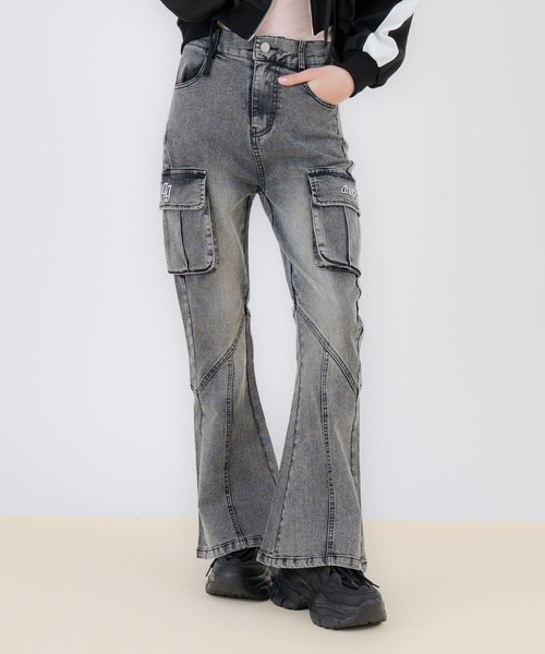 ANAP GｉRL（アナップガール）の「カーゴフレアパンツ（その他パンツ・キッズ・ブラック/ライトブルー・M/S/XS）」の21枚目の写真