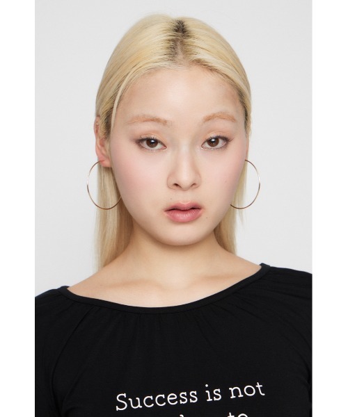 LAGUA GEM(ラグアジェム)の「THIN HOOP ピアス(ピアス(両耳用)・レディース・シルバー/ゴールド・FREE)」の11枚目の写真
