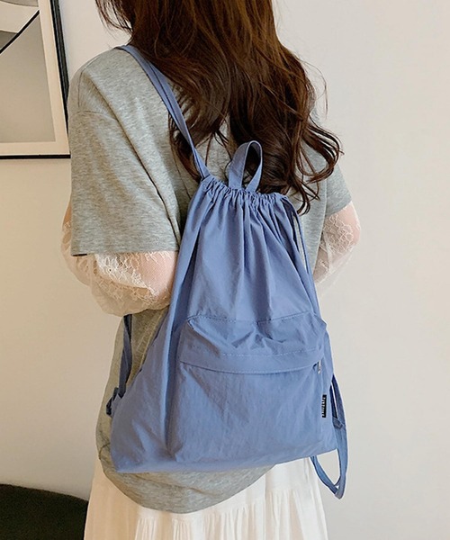 VIBGYOR（ヴィブジョー）の「Mignonjour/ナチュラル巾着リュック M2890（バックパック/リュック・レディース・グレー/ブラック/ブルー/パープル/ベージュ・FREE）」の4枚目の写真