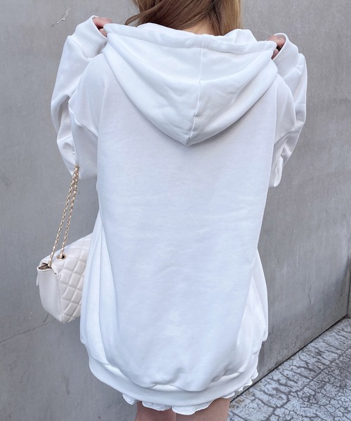 INGNI(イング)の「キルティングロゴスウェットパーカー(パーカー・レディース・ピンク系7/ブラック×ホワイト/グレー×ホワイト/ホワイト×ピンク・M)」の9枚目の写真