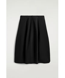 COS（コス）の「立体的なジャージー ミディスカート（スカート）」