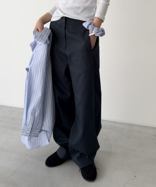 CANAL JEAN(キャナルジーン)の「OUVIR シュシュ付きストライプシャツ(シャツ/ブラウス・レディース・グレー/ブルー・ONE SIZE)」の9枚目の写真