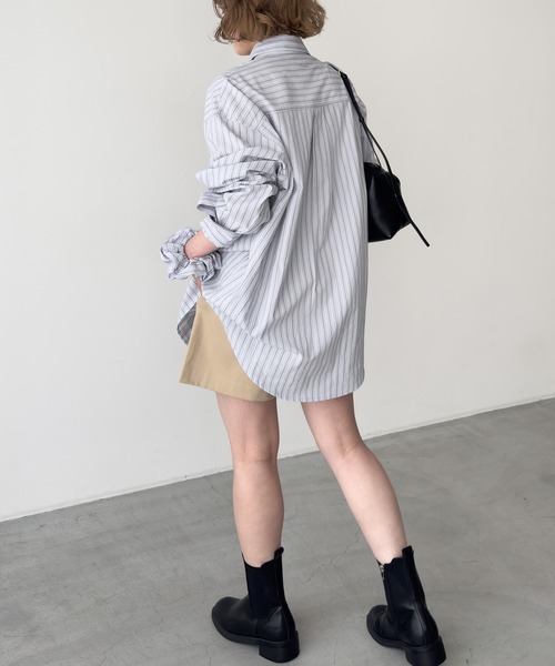 CANAL JEAN(キャナルジーン)の「OUVIR シュシュ付きストライプシャツ(シャツ/ブラウス・レディース・グレー/ブルー・ONE SIZE)」の12枚目の写真